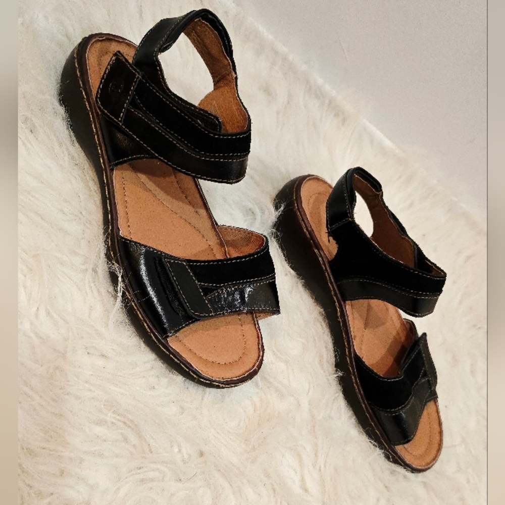 🔥US Size 6 .5 FLASH SALE! Lot of 5 Assorted Women's Shoes – Comfort & Style! - Picture 11 of 16